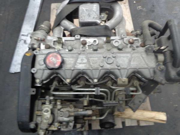 MOTEUR RENAULT 2.1D CODE J8SA600 - Vue 1